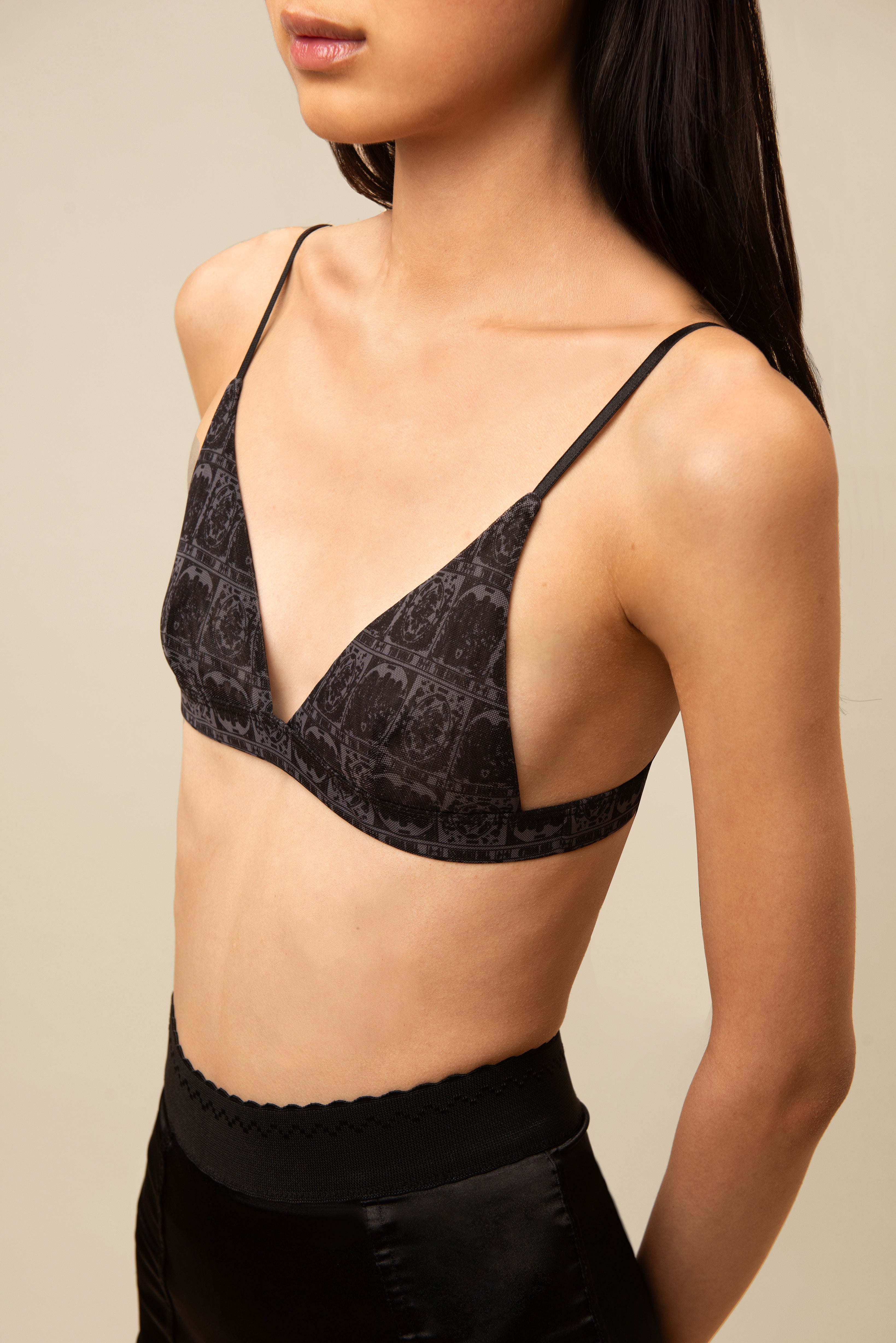 Tarot Bralette in Black